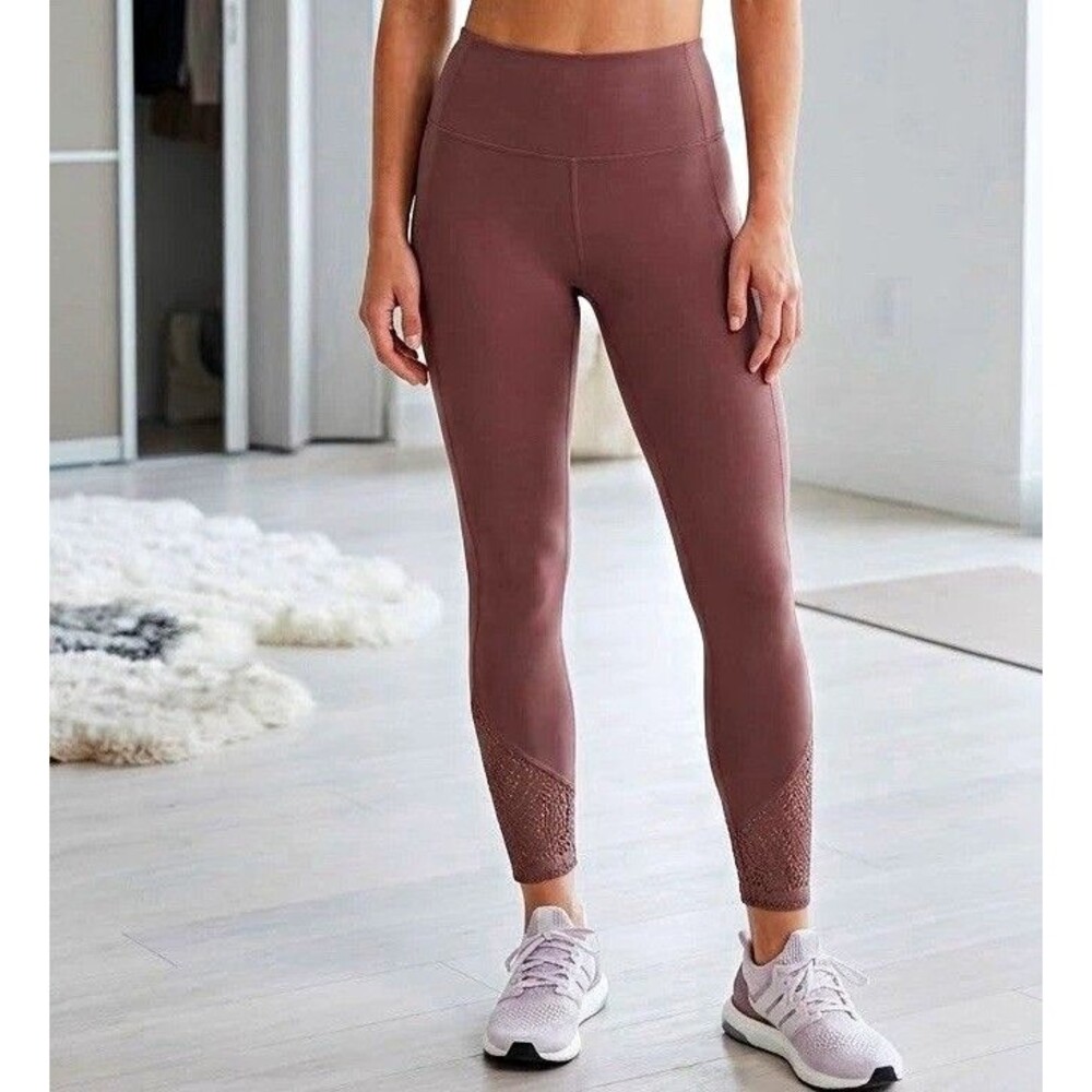 PINK VS Dusty Rose Lace Ankle High Waist Leggings L Coquette Athleisure Lace Hem